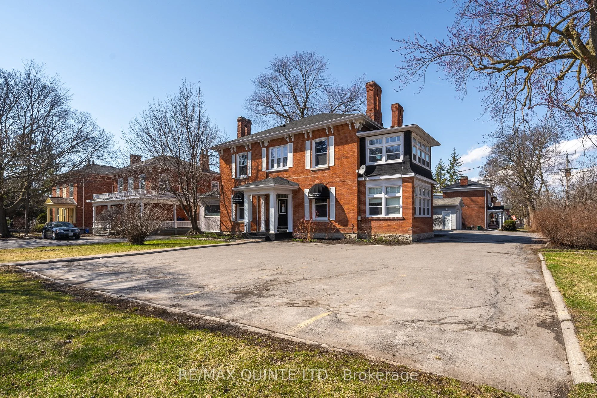 156 Bridge Street E, Belleville, On K8n 1m9