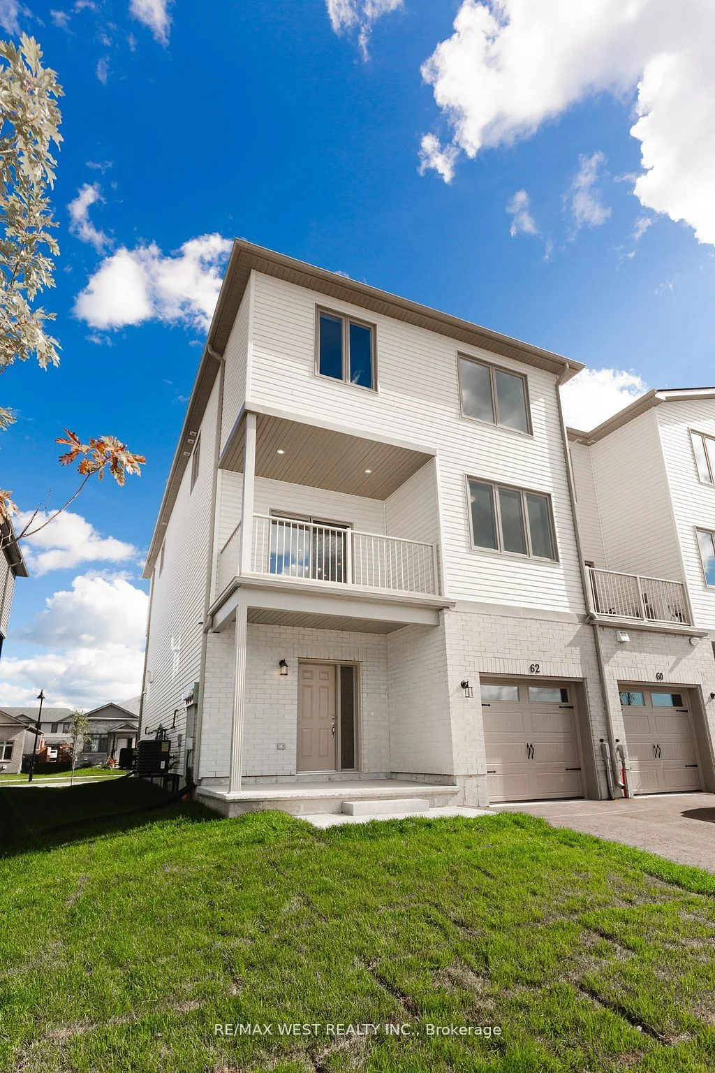62 Evans Street, Prince Edward County, On K0k 2t0