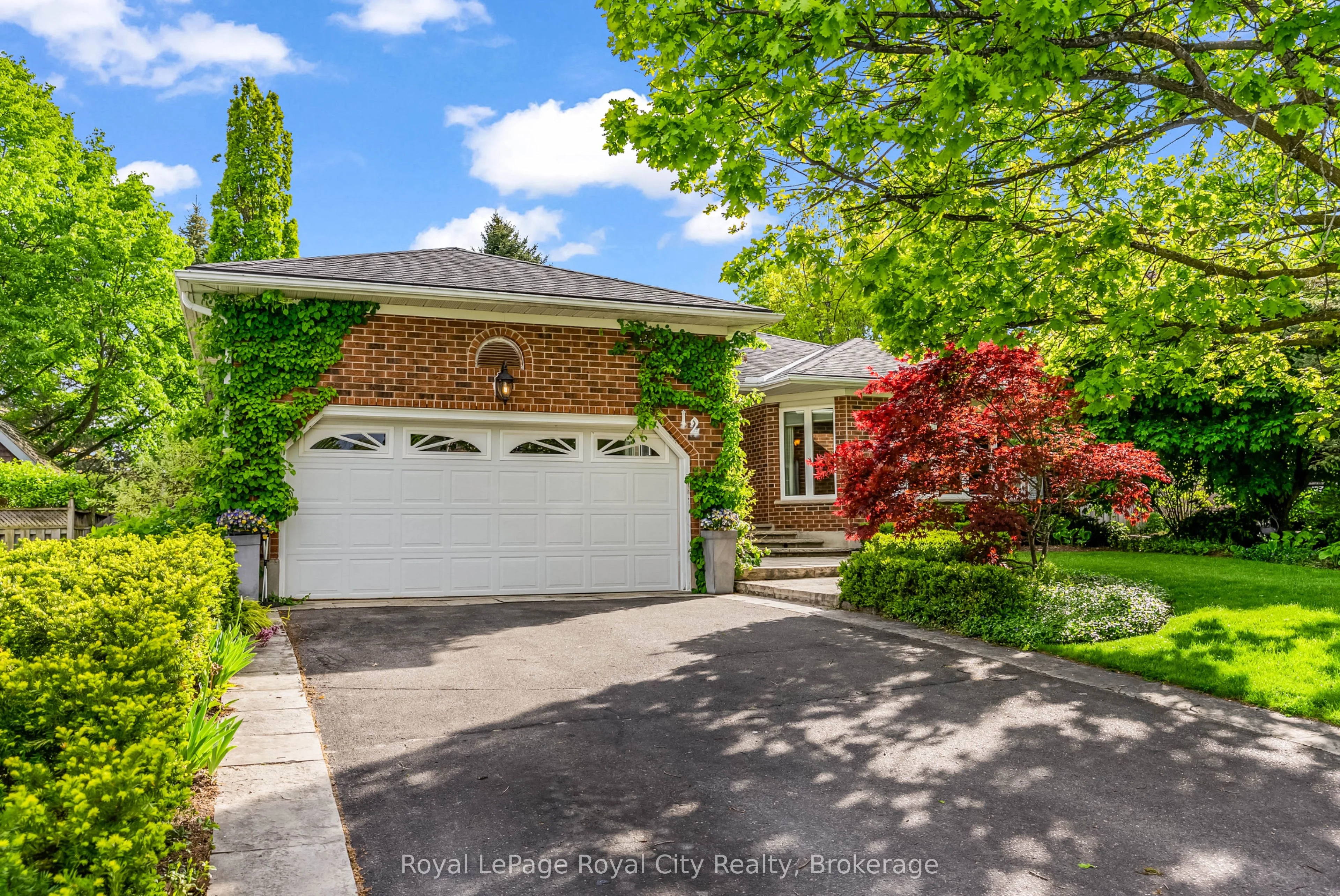 12 Wood Duck Court, Guelph, ON N1C 1B1