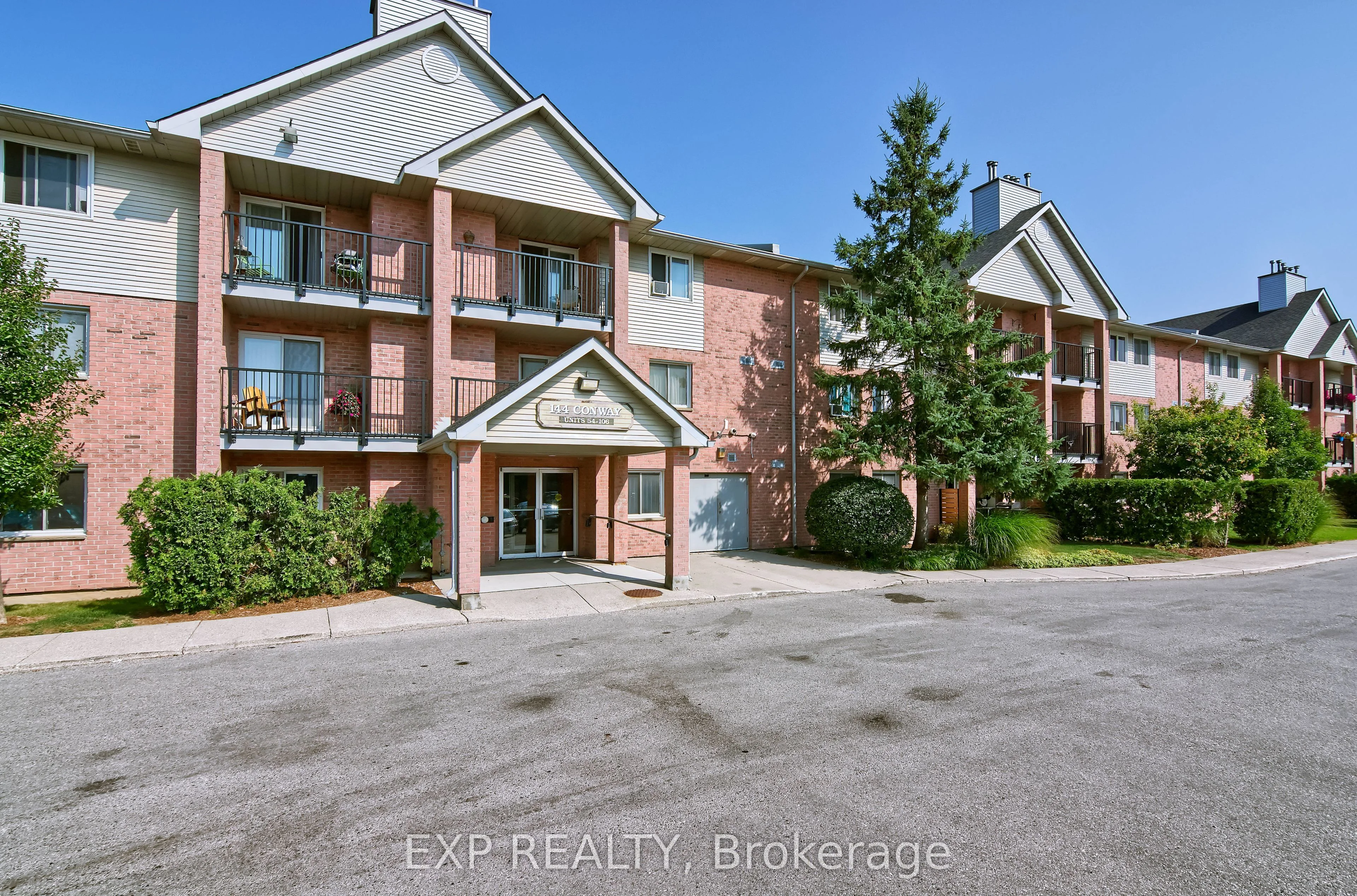 144 Conway Drive 67, London South, On N6e 3n3