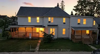 Detached in Windsor