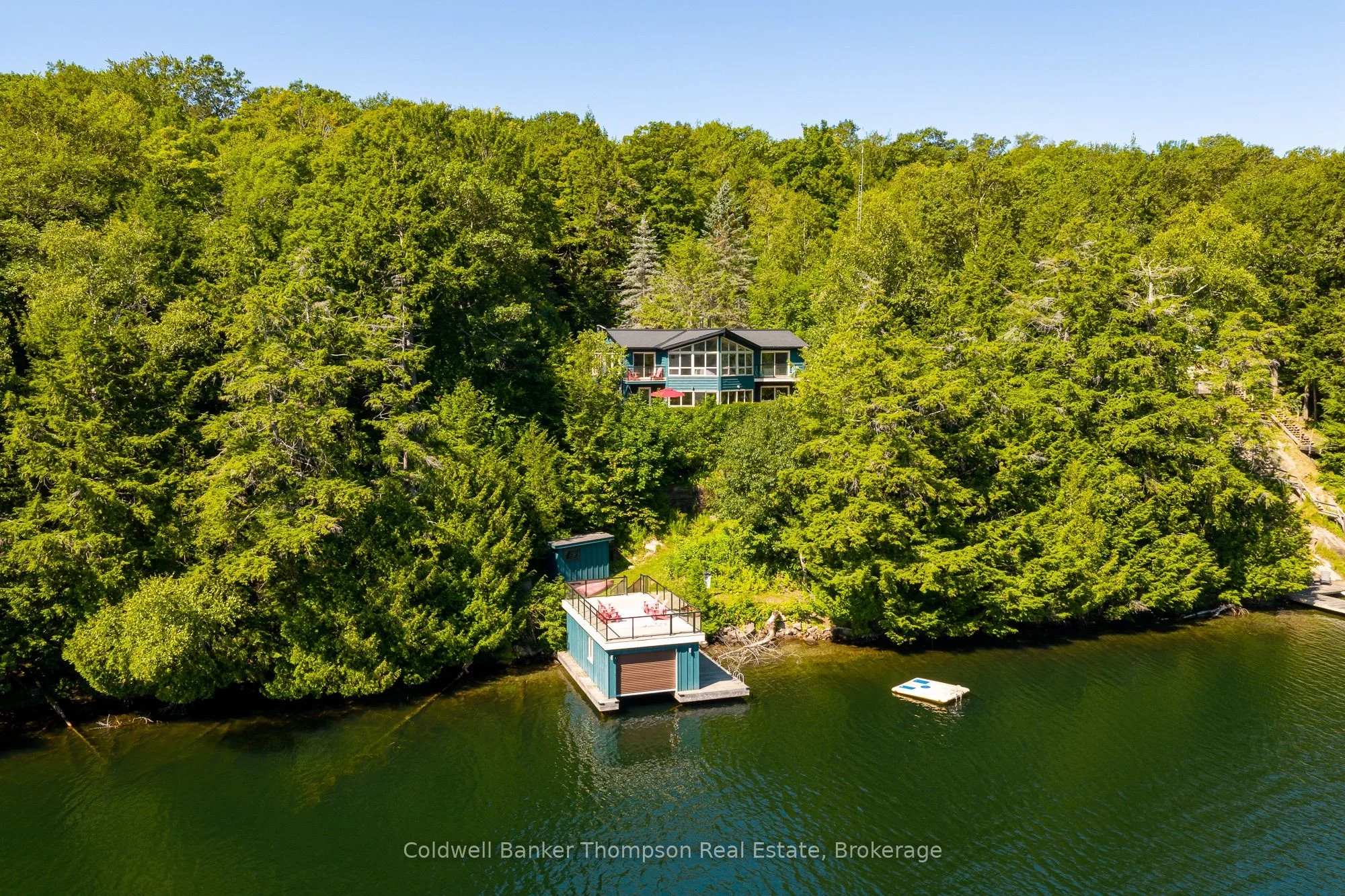 1063 Lakeview Road, Muskoka Lakes, On P0b 1m0