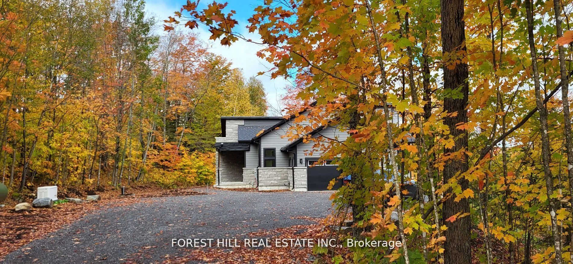 1008 Ridgeline Drive, Lake of Bays, ON L4G 1H4