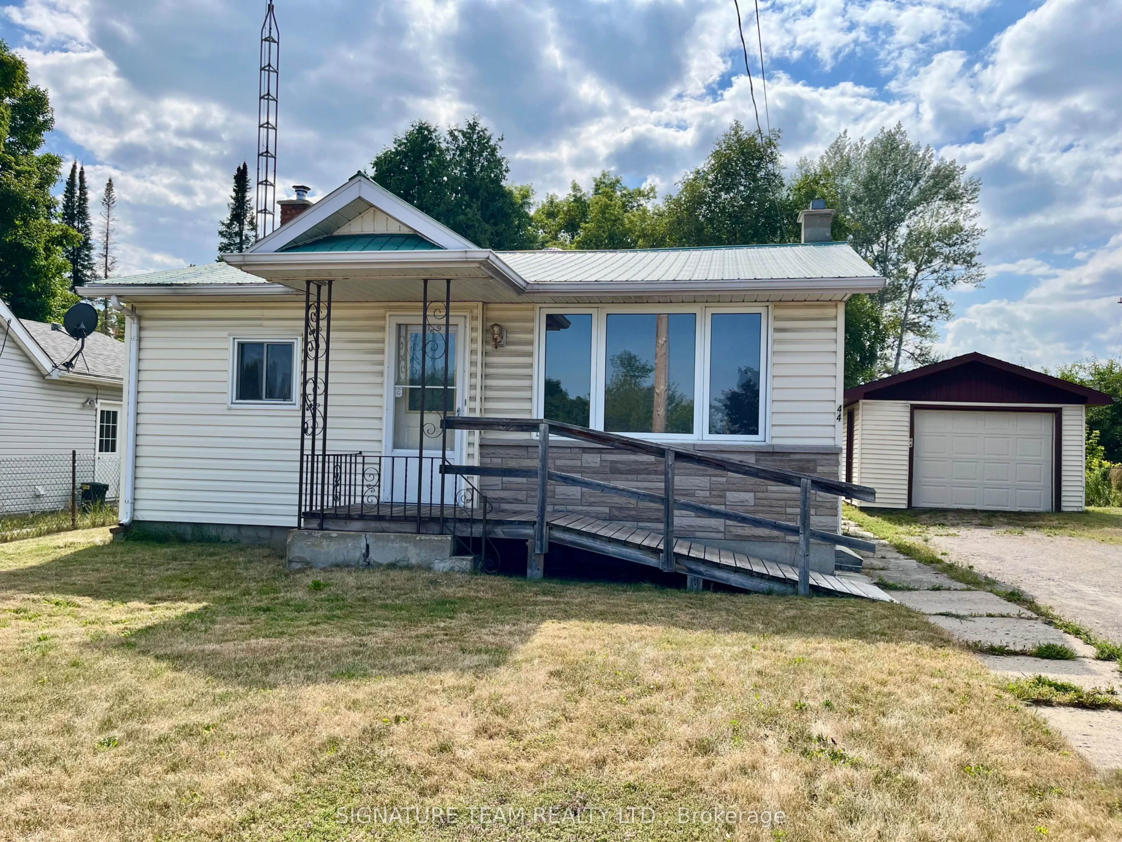 44 Alice Street, Bonnechere Valley, ON K0J 1T0