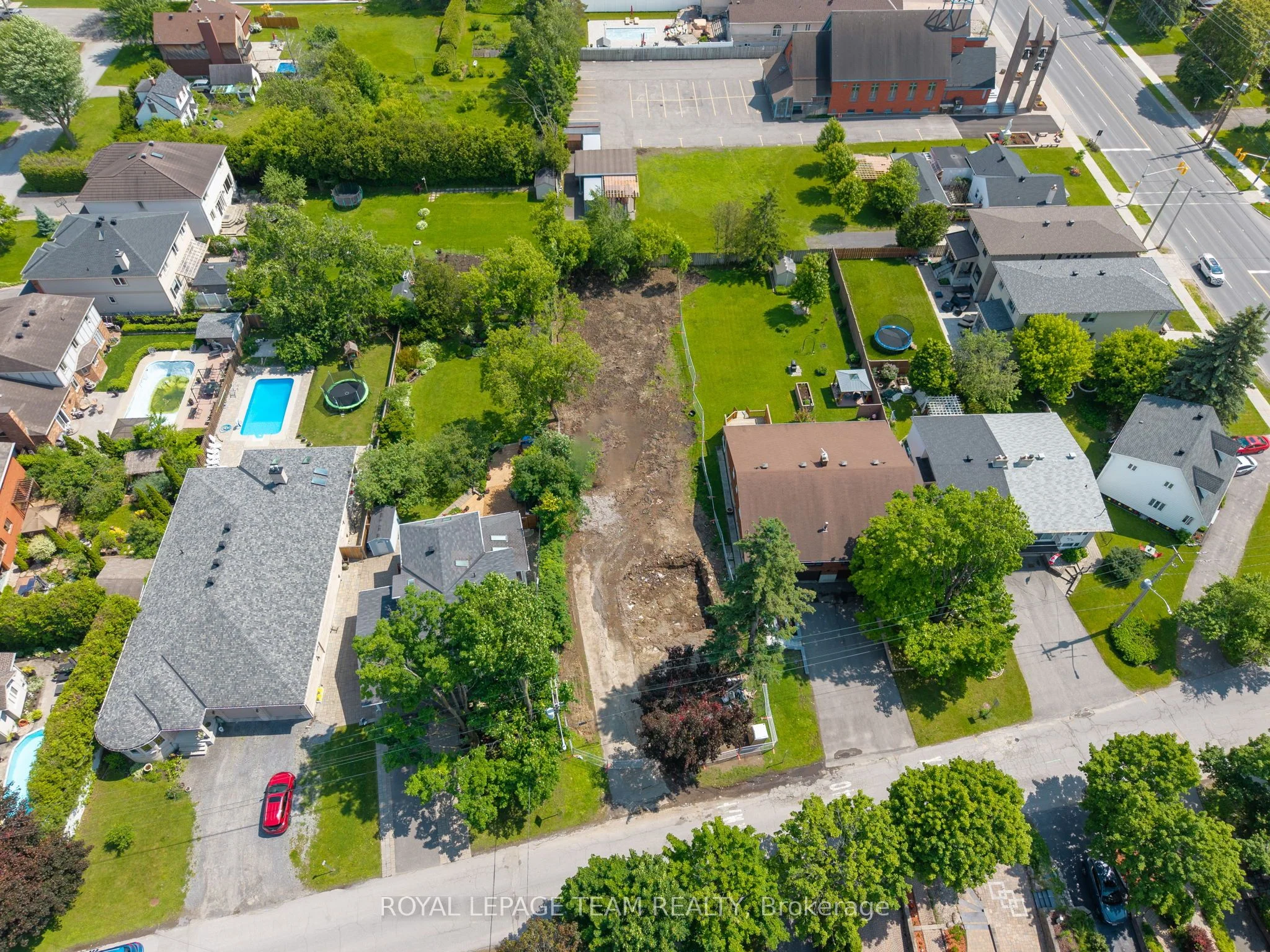 1092 Normandy Crescent, Mooneys Bay - Carleton Heights and Area, ON K2C 0L8