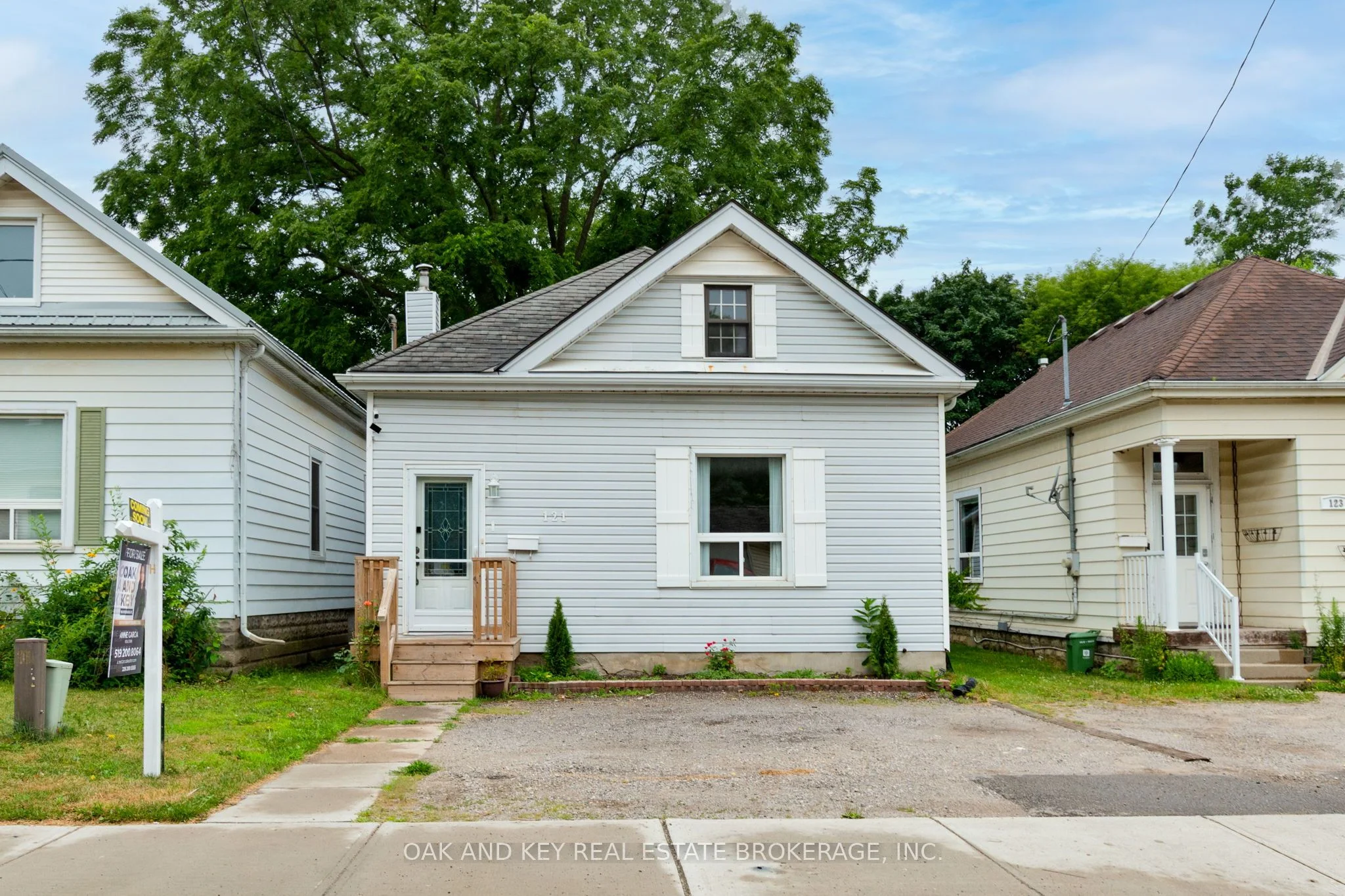 Detached in London East