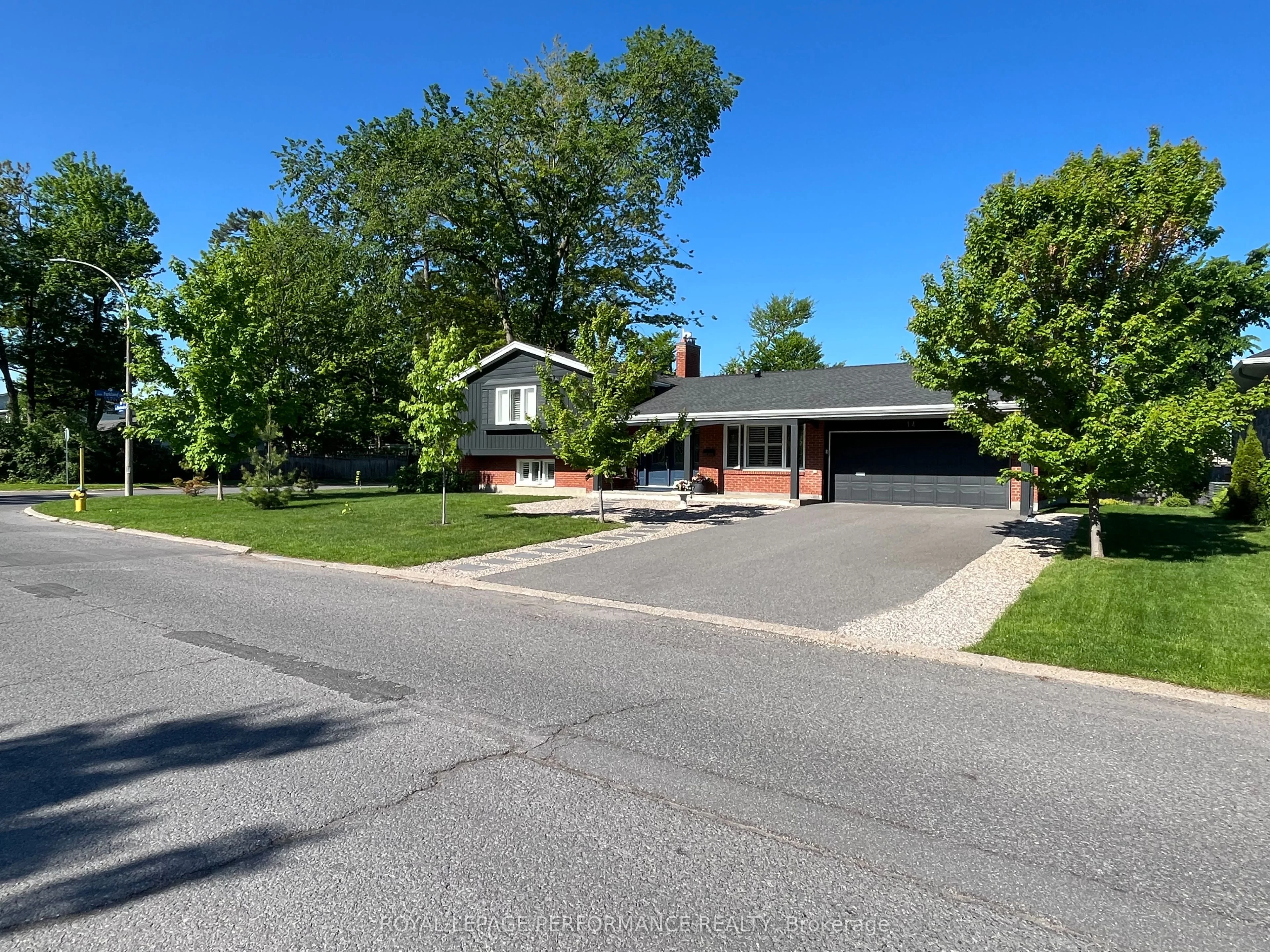 14 Riverbrook Road, South Of Baseline To Knoxdale, On K2h 7w6