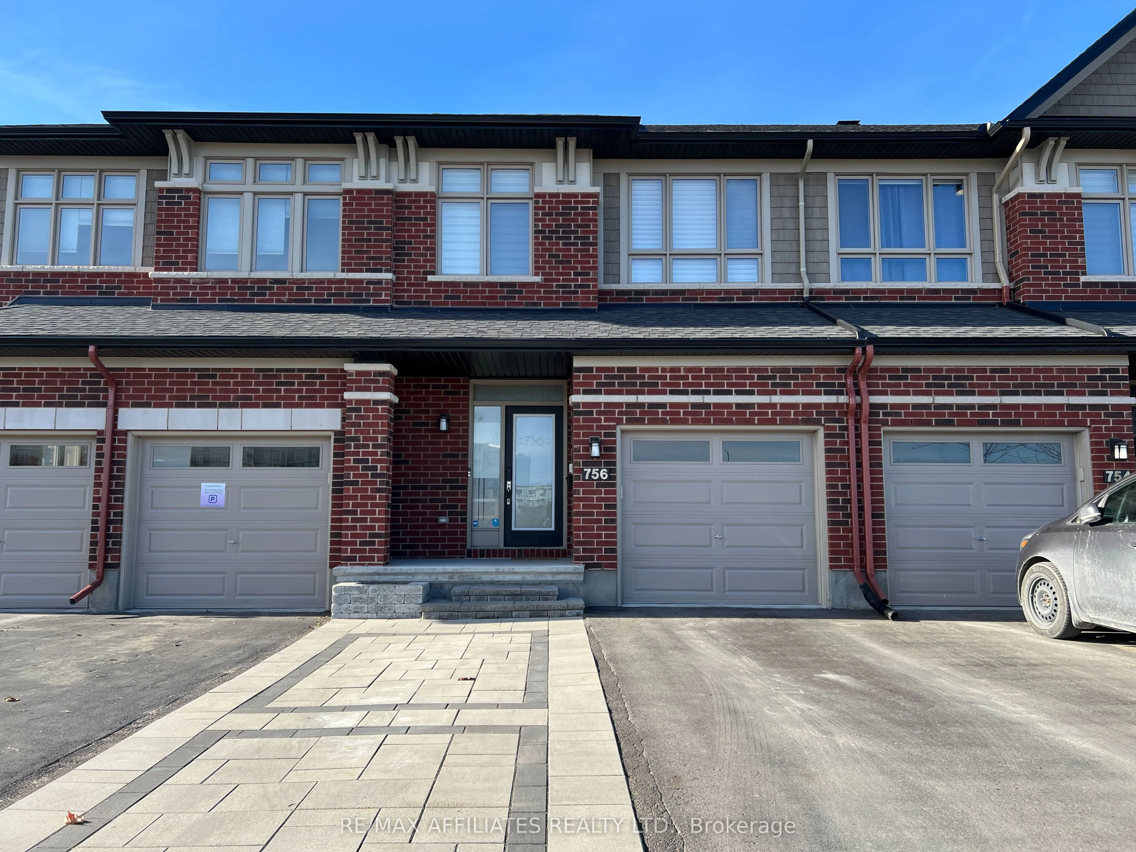 756 PUTNEY Crescent, Stittsville - Munster - Richmond, ON K2S 2P1