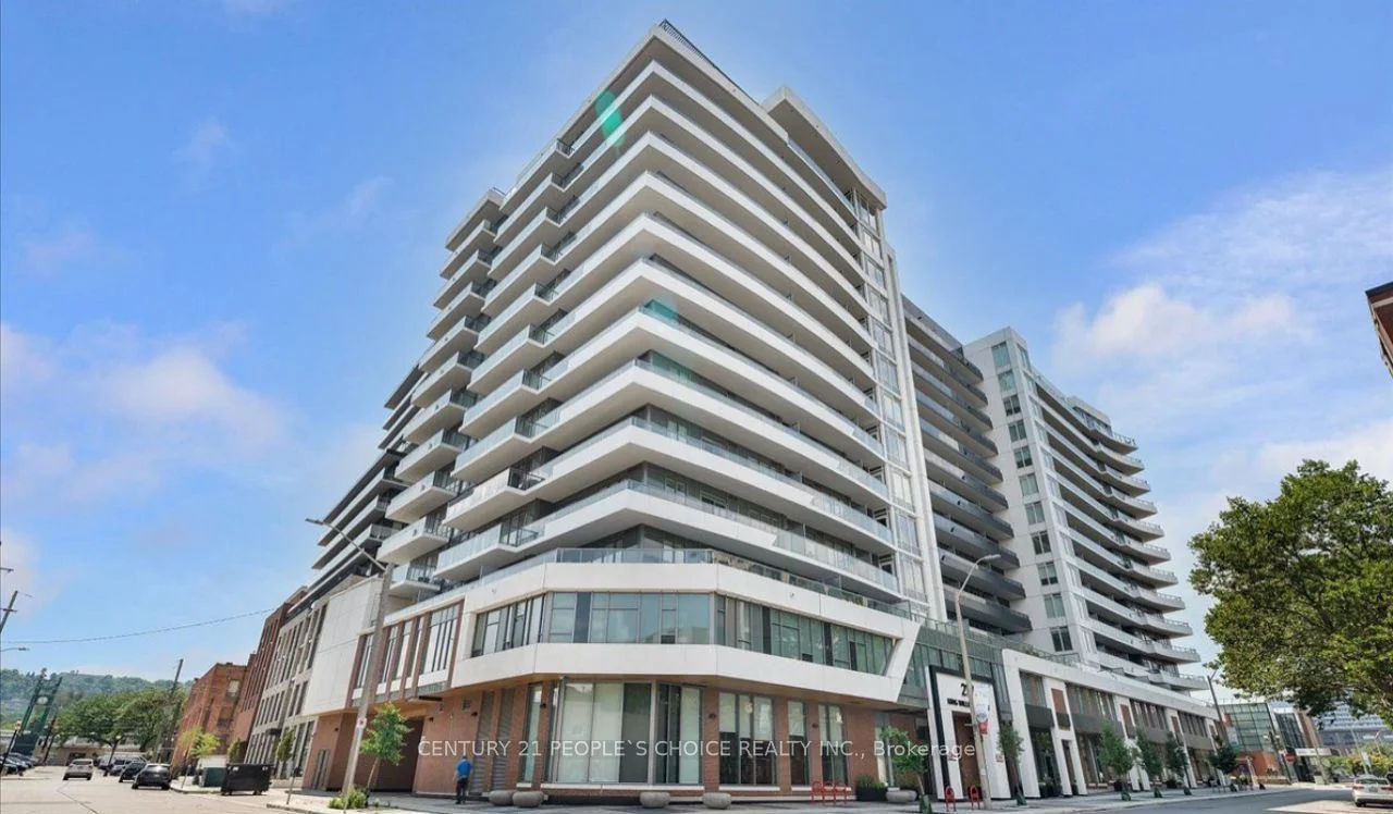 Condo Apartment in Hamilton