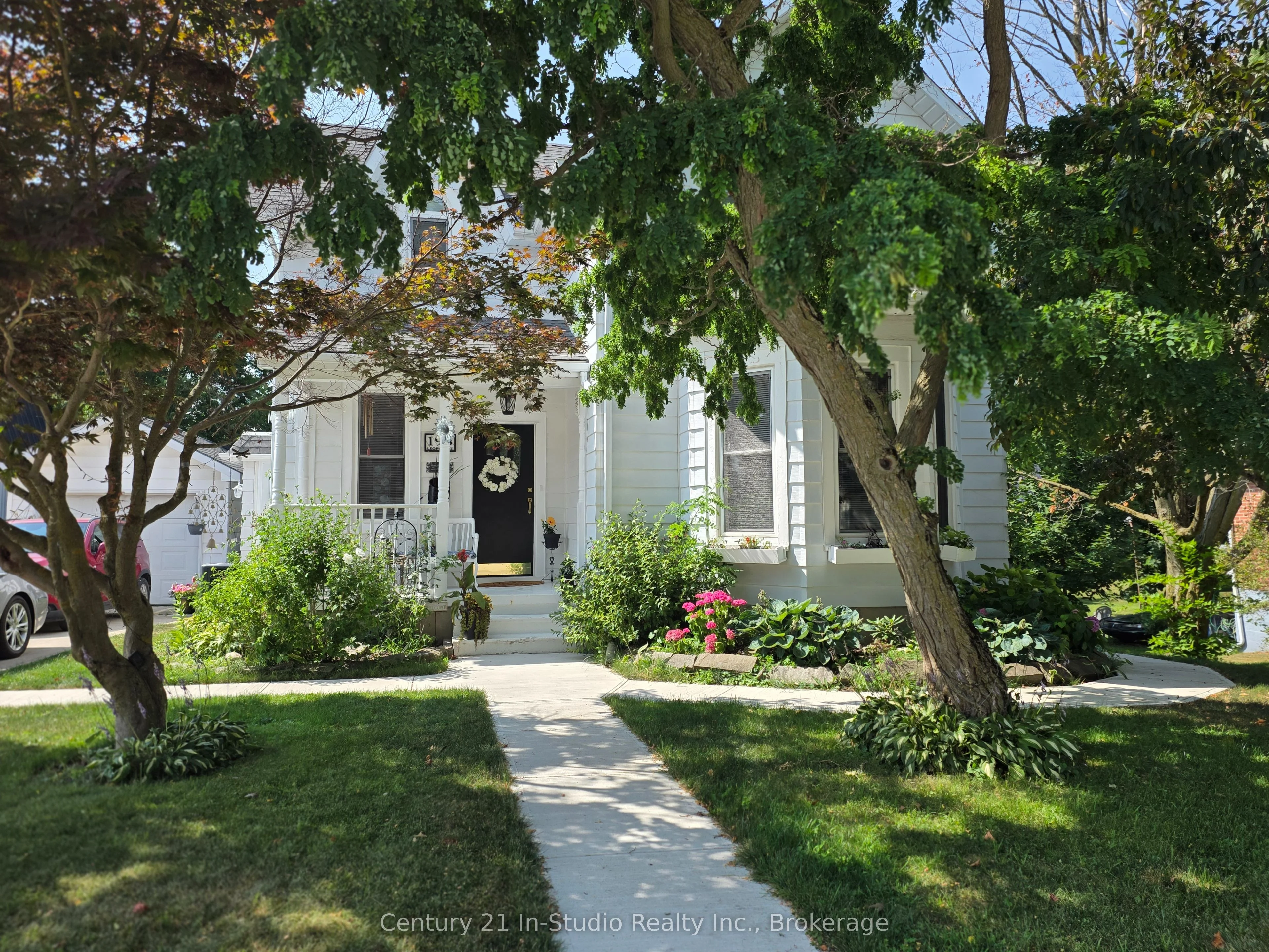 198 Leopold Street S 2, North Huron, ON N0G 2W0