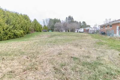 Vacant Land in Laurentian Hills