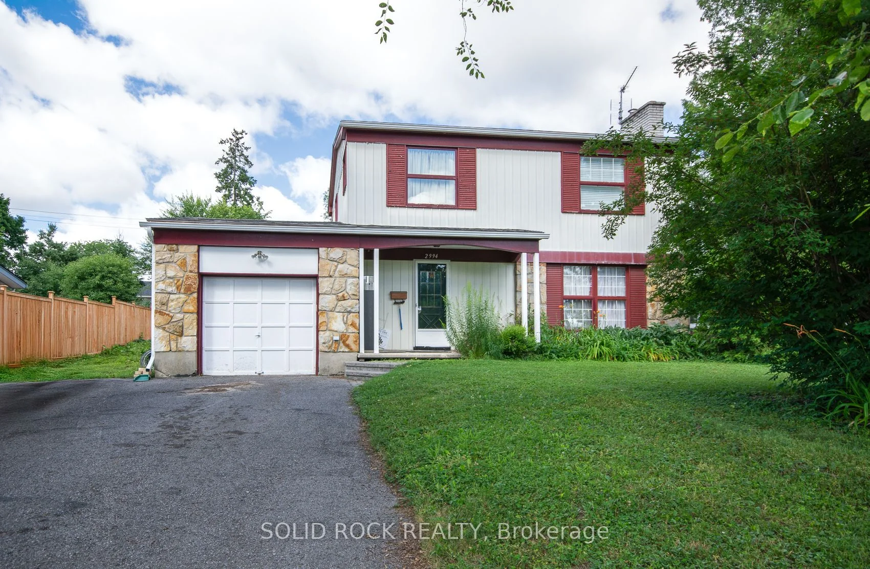 2994 Hyde Street, Billings Bridge - Riverside Park and Area, ON K1V 8H9