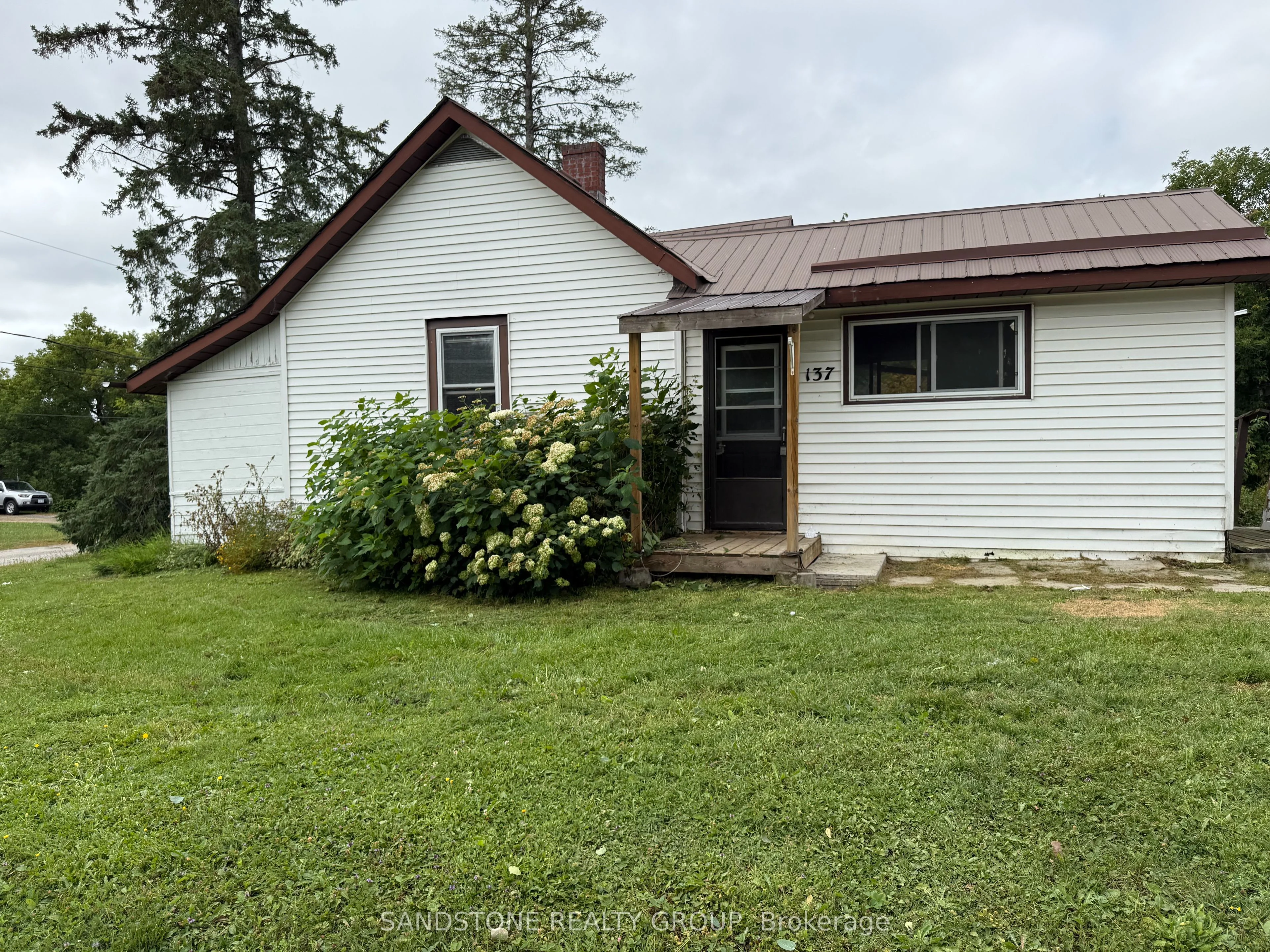 137 Simpson Street, Burk's Falls, ON P0A 1C0