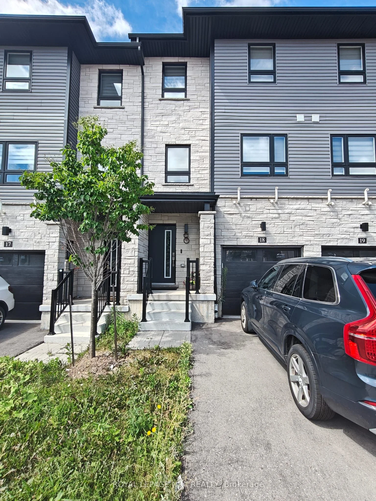 51 Sparrow Avenue 18, Cambridge, ON N1T 0E5