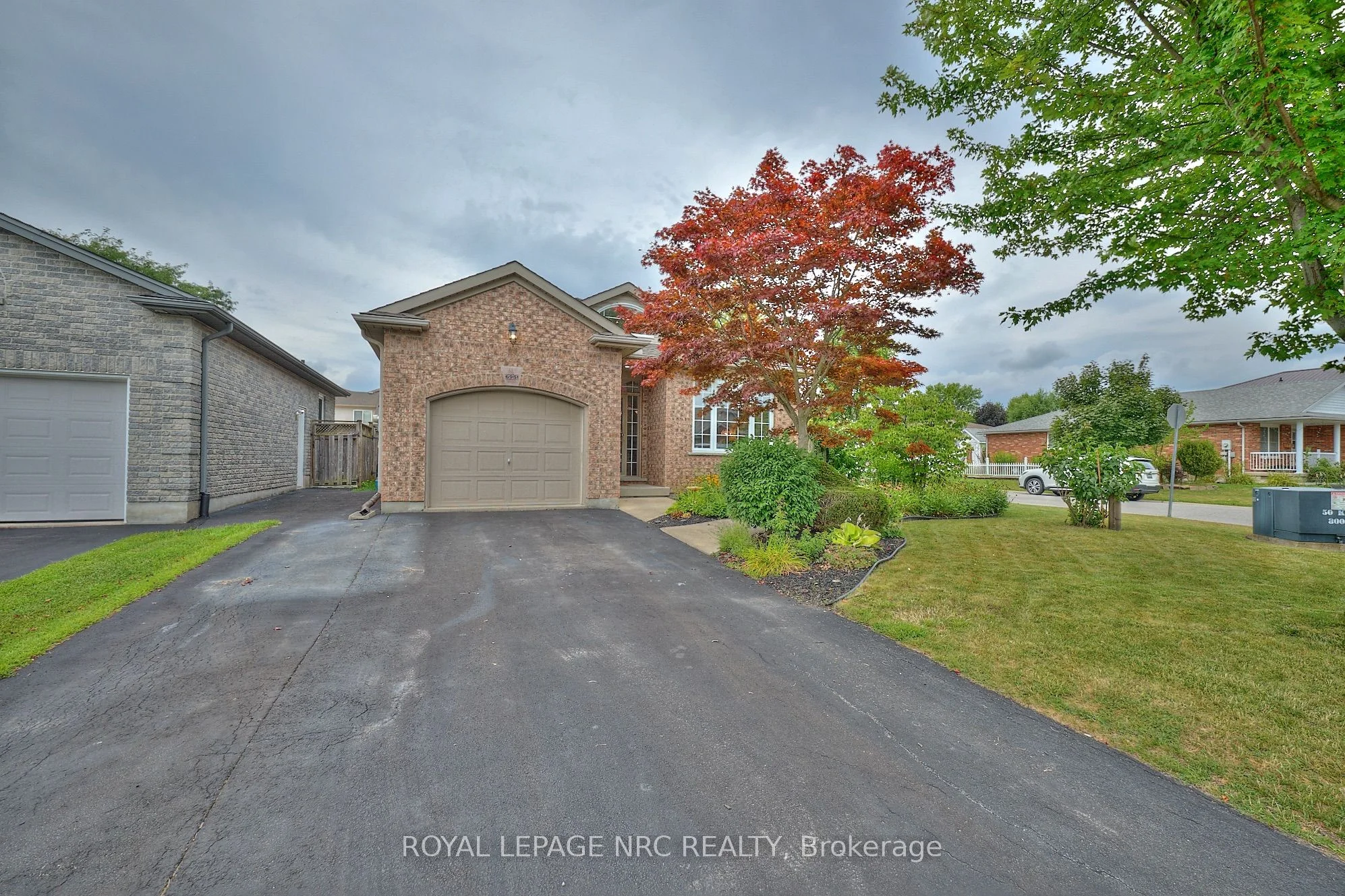 6951 Kelly Drive, Niagara Falls, ON L2H 3J8