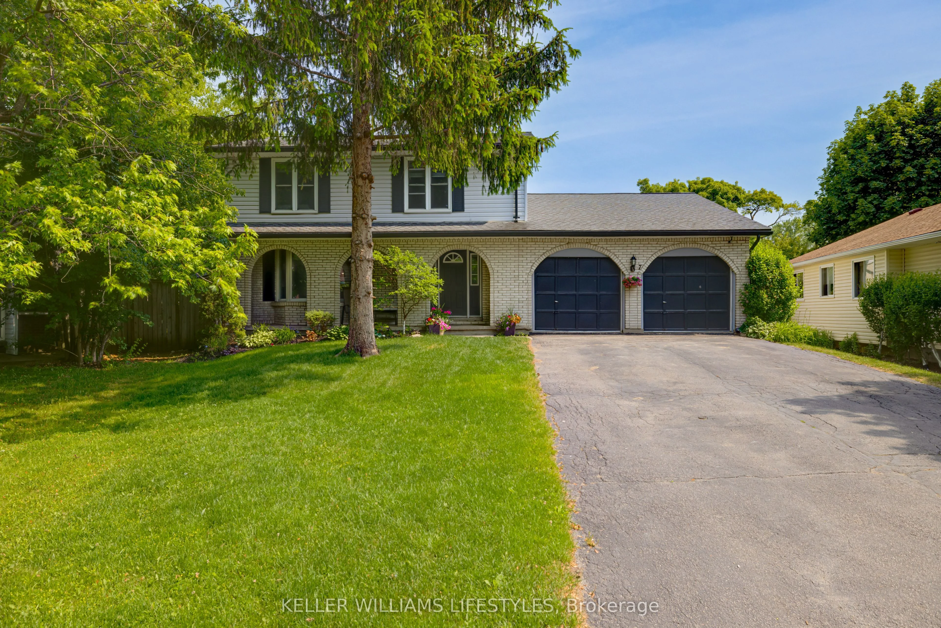 7 BEECHMOUNT Crescent, London South, ON N6E 2J1