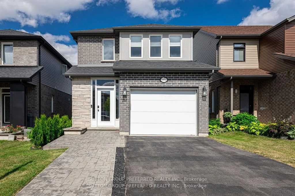 1852 Foxridge Crescent, London North, ON N6G 0L7
