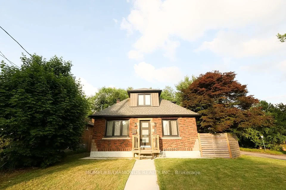6178 DRUMMOND Road BSMT, Niagara Falls, ON L2G 4M4