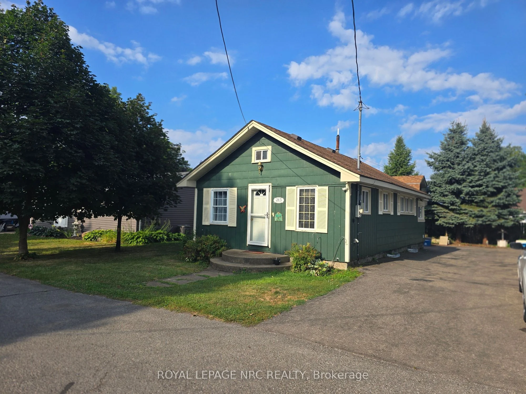 215 Devon Place, Fort Erie, On L0s 1b0