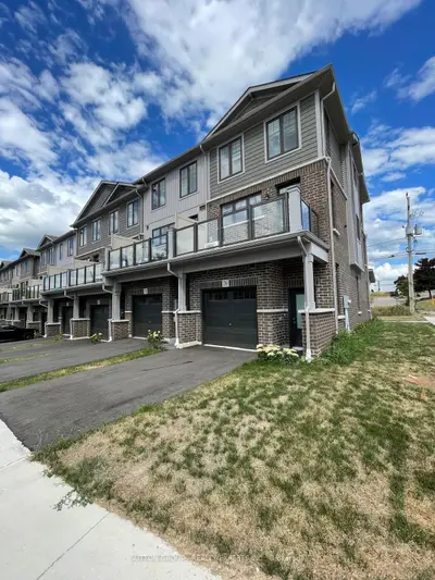 Att/Row/Townhouse in Cambridge