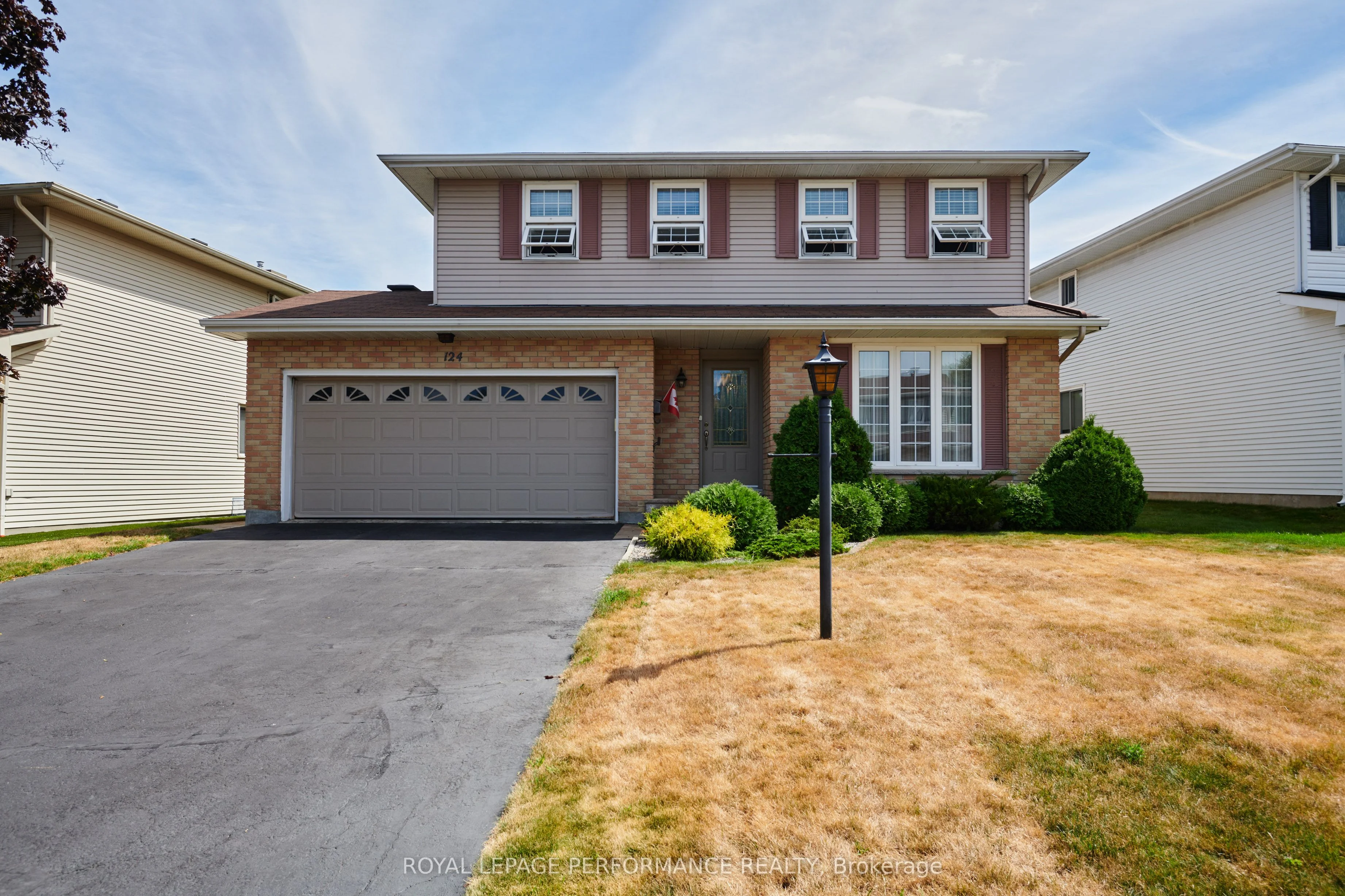 Detached in Tanglewood - Grenfell Glen - Pineglen