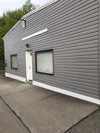 Detached in London South