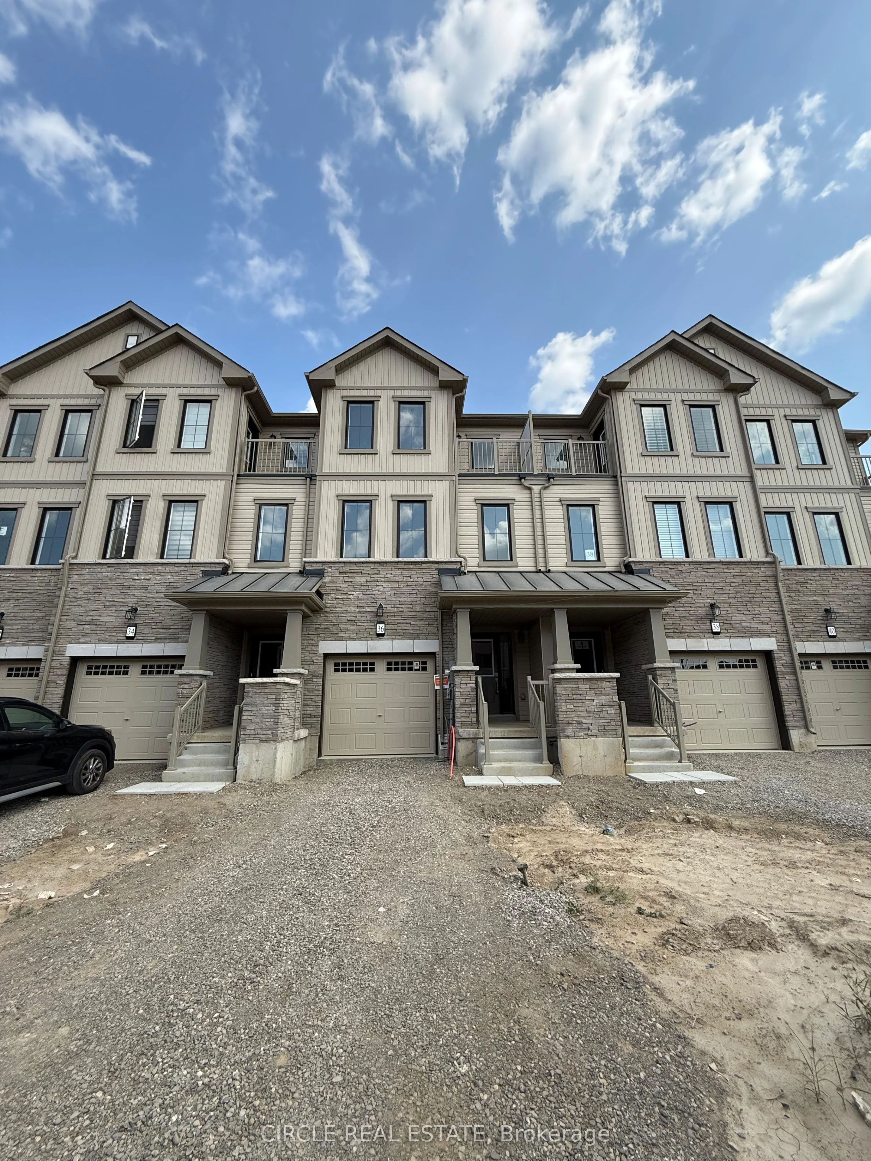 36 Hine Road, Brantford, ON N3T 0W5