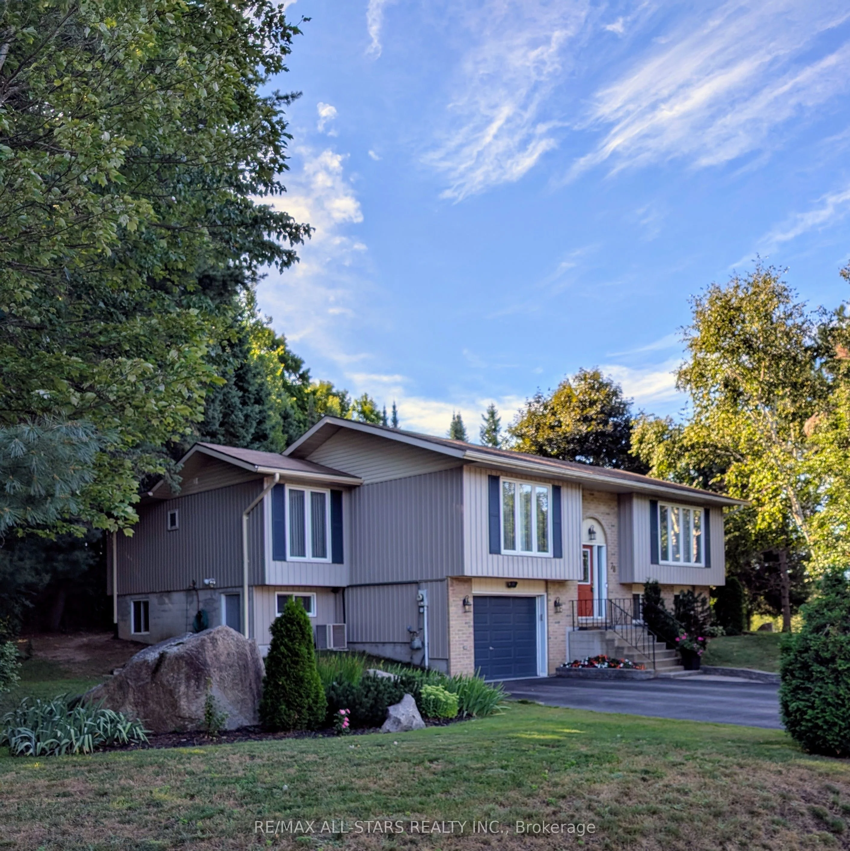 78 Meadow Heights Drive, Bracebridge, ON P1L 1A3