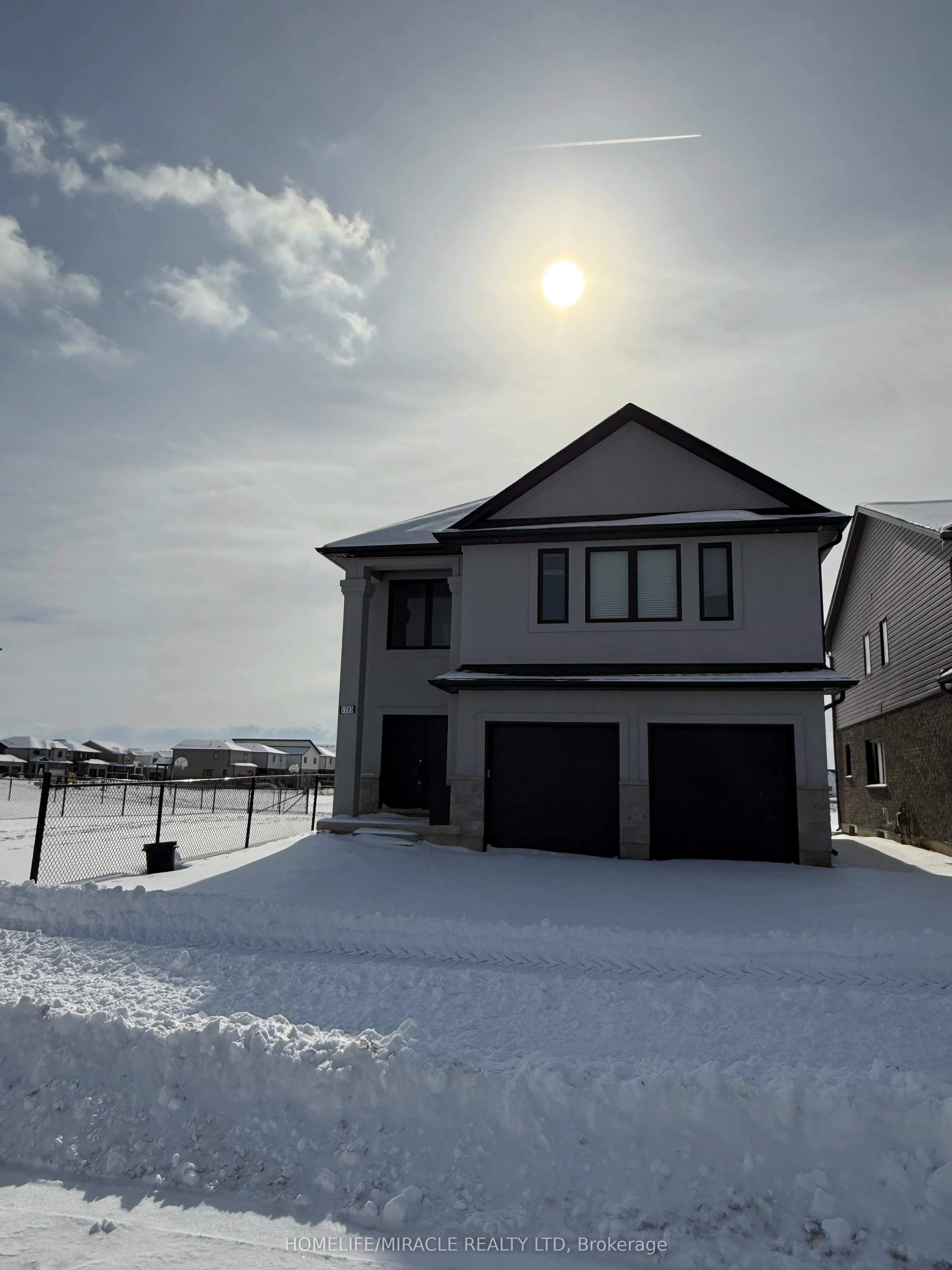 3793 SOMERSTON Crescent, London South, ON L6L 0G4