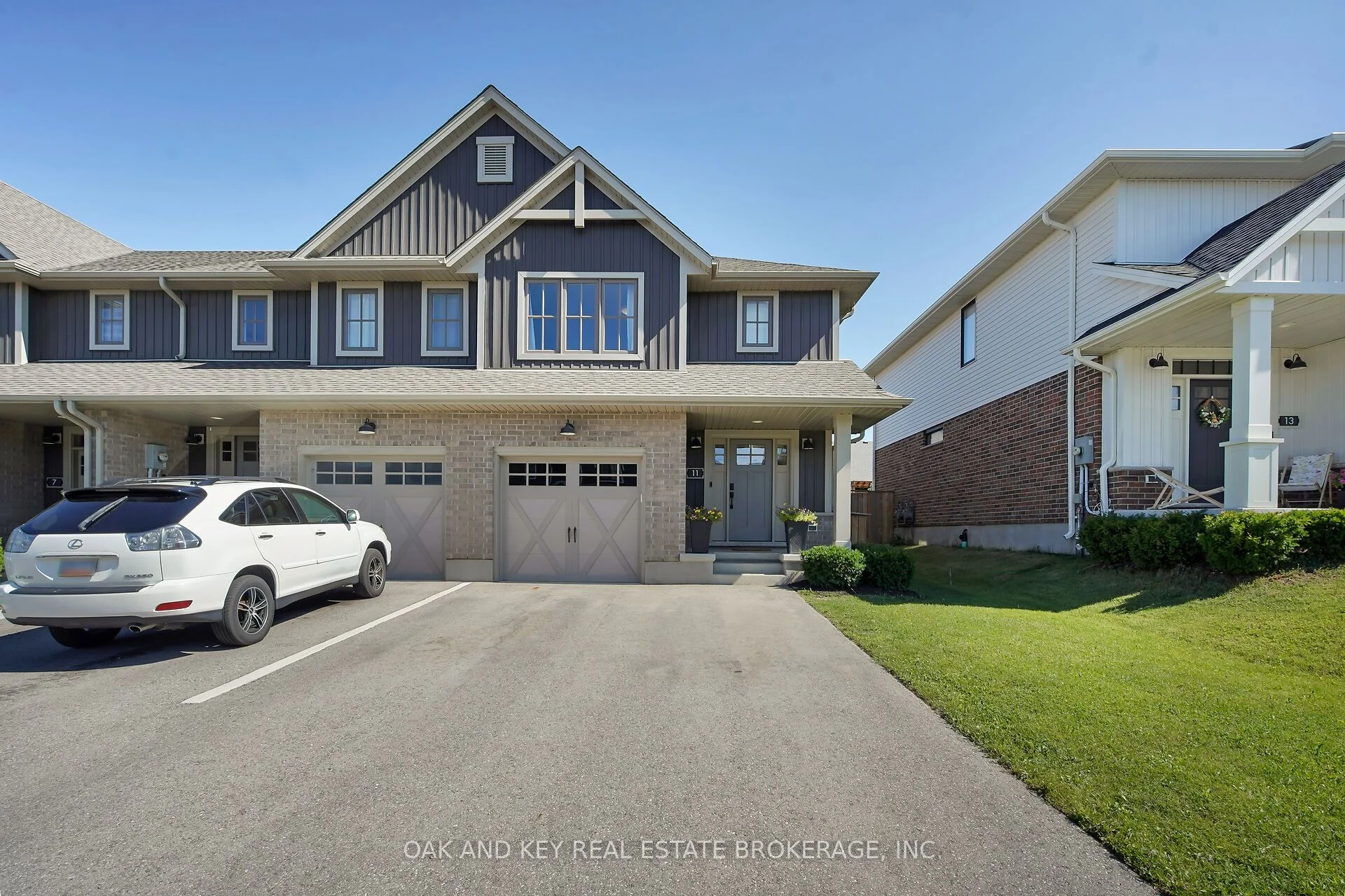 Att/Row/Townhouse in St. Thomas