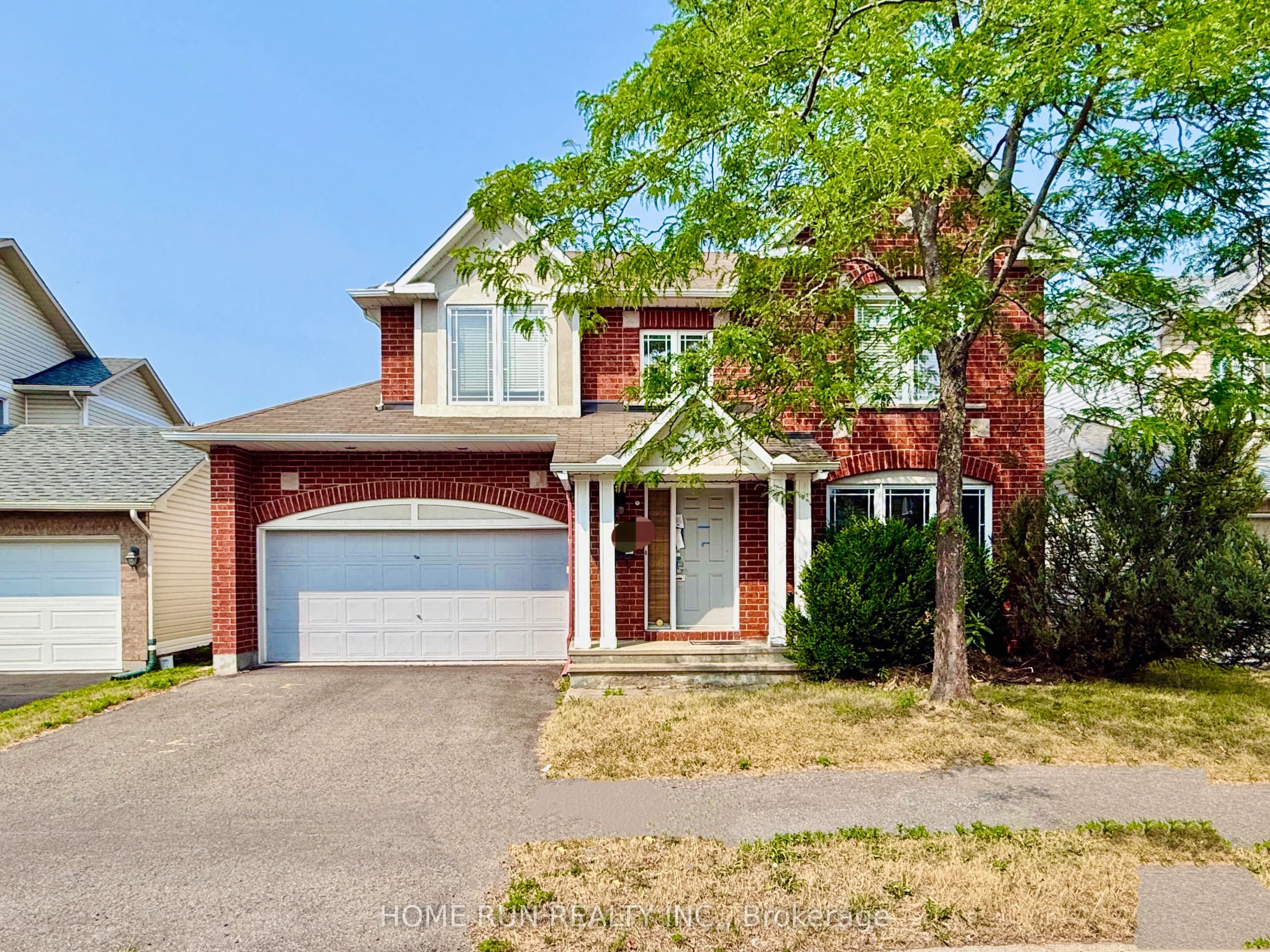 945 Cahill Drive W, Hunt Club - Windsor Park Village and Area, ON K1V 2C3