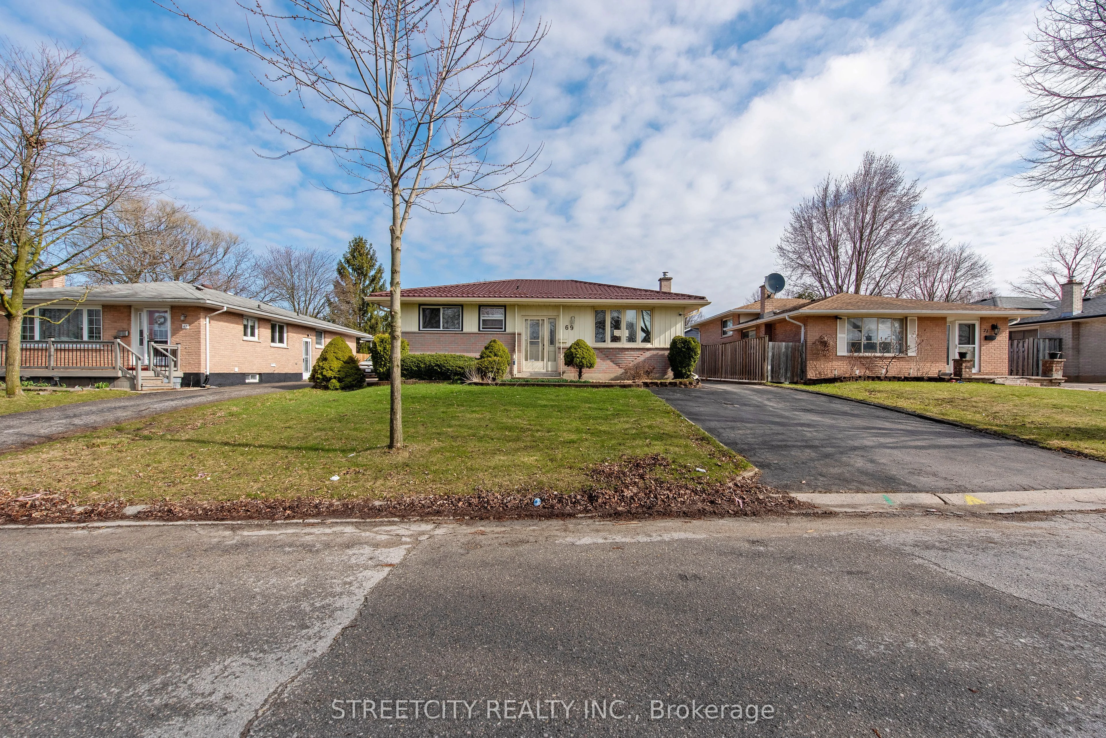 69 Alayne Crescent, London South, On N6e 2a2