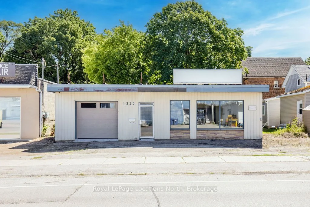 1325 2ND Avenue E, Owen Sound, ON N4K 2J5