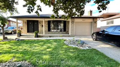 Detached in Windsor