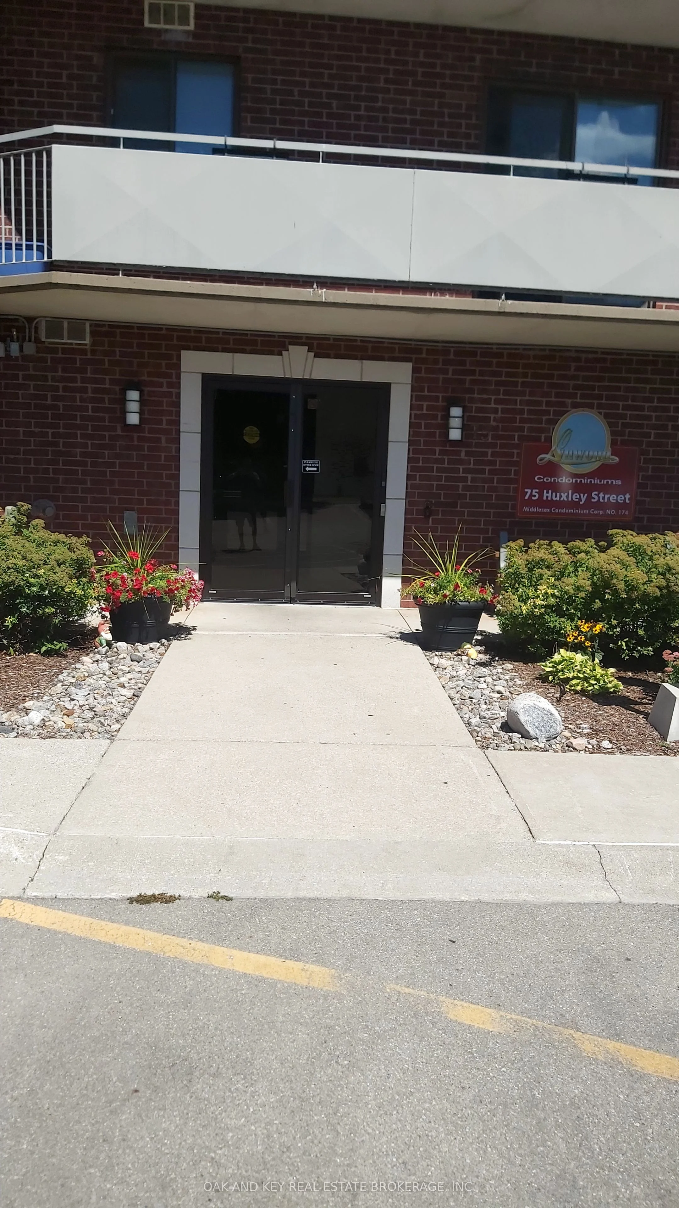 75 Huxley Street 703, London South, ON N6J 4W7
