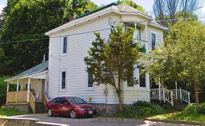 Triplex in Huntsville