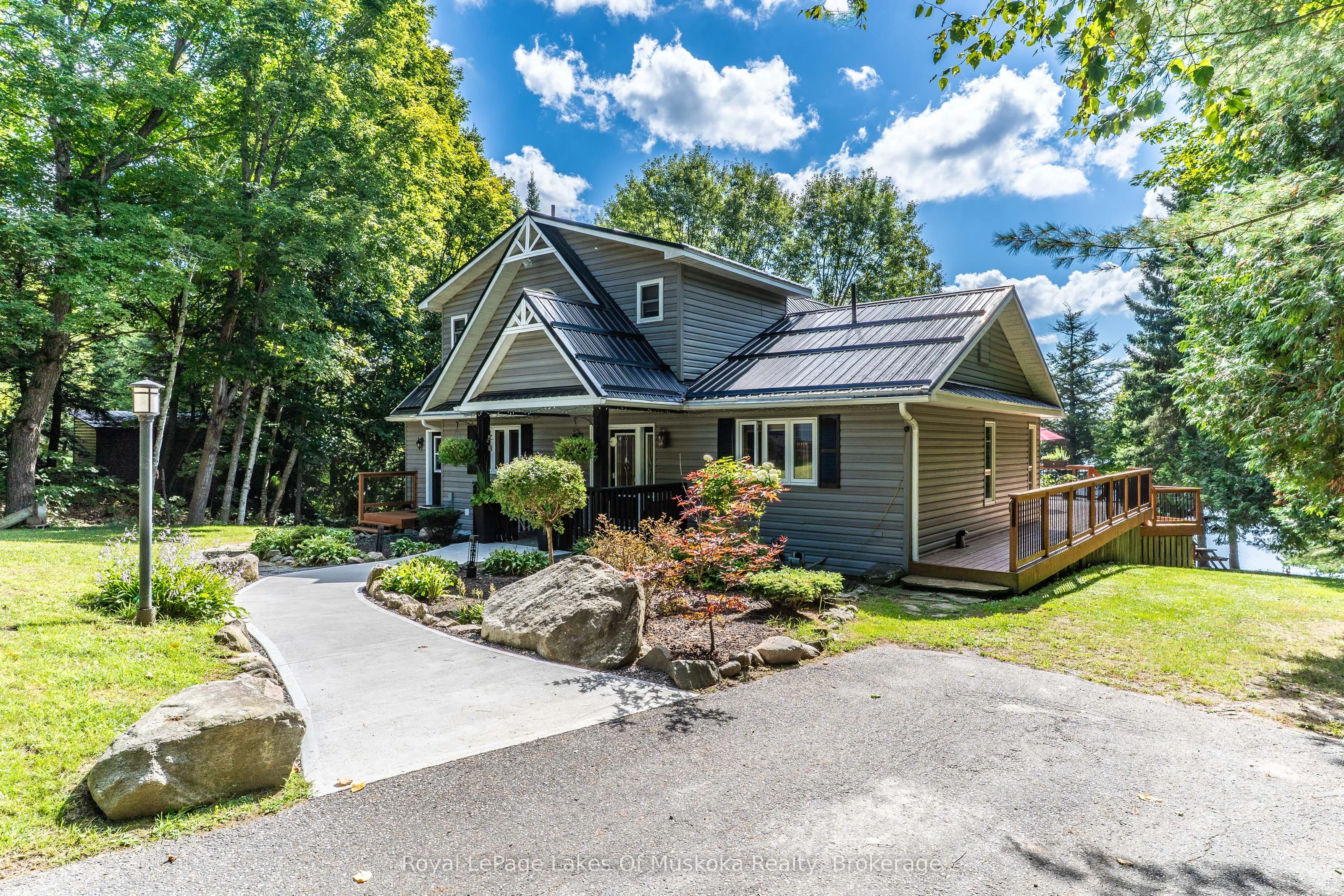 1023 Carlo Enterprise Road 16, Muskoka Lakes, ON P0B 1M0