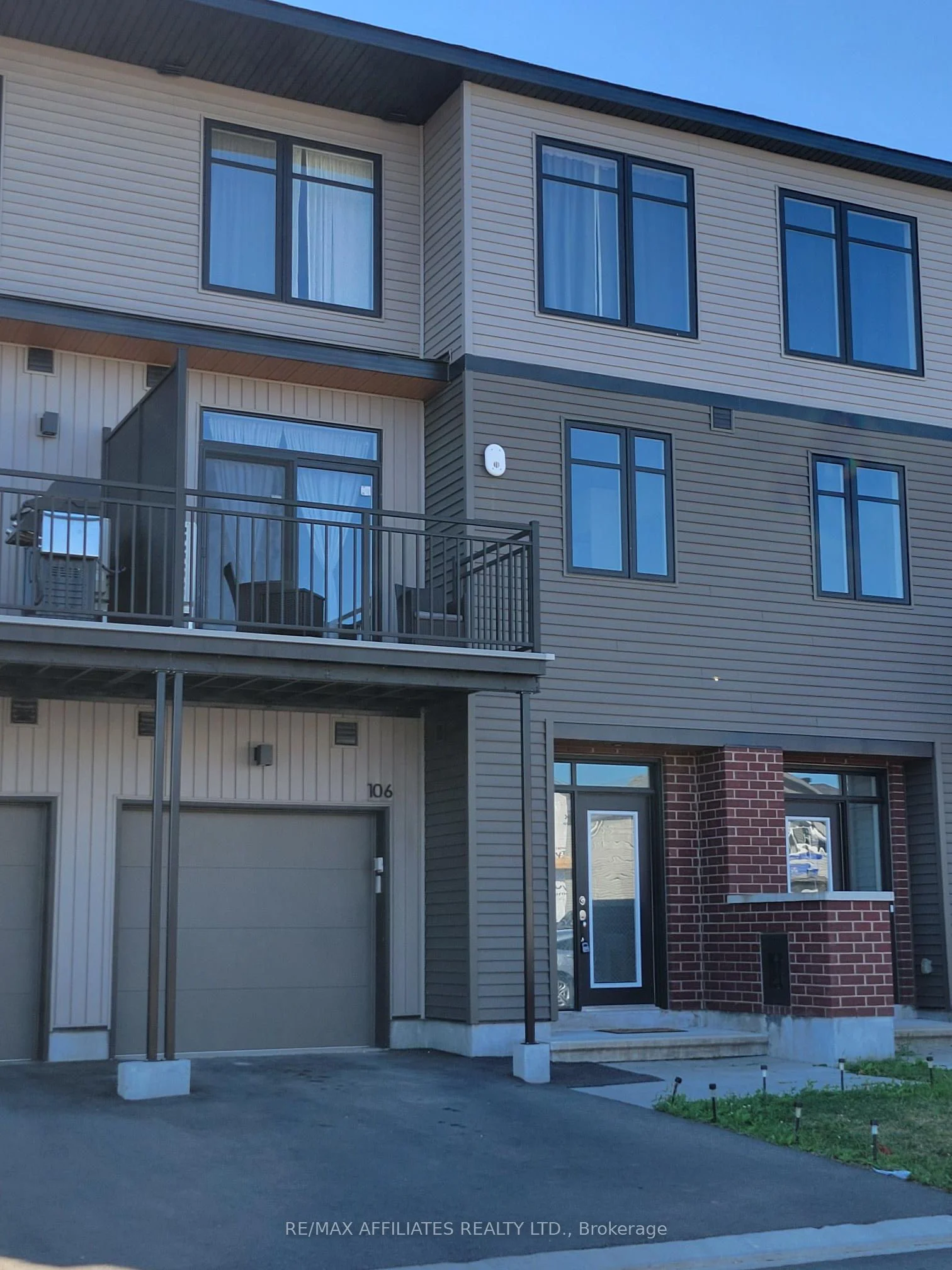 106 Venasque Private, Orleans - Cumberland and Area, ON K4A 5M2