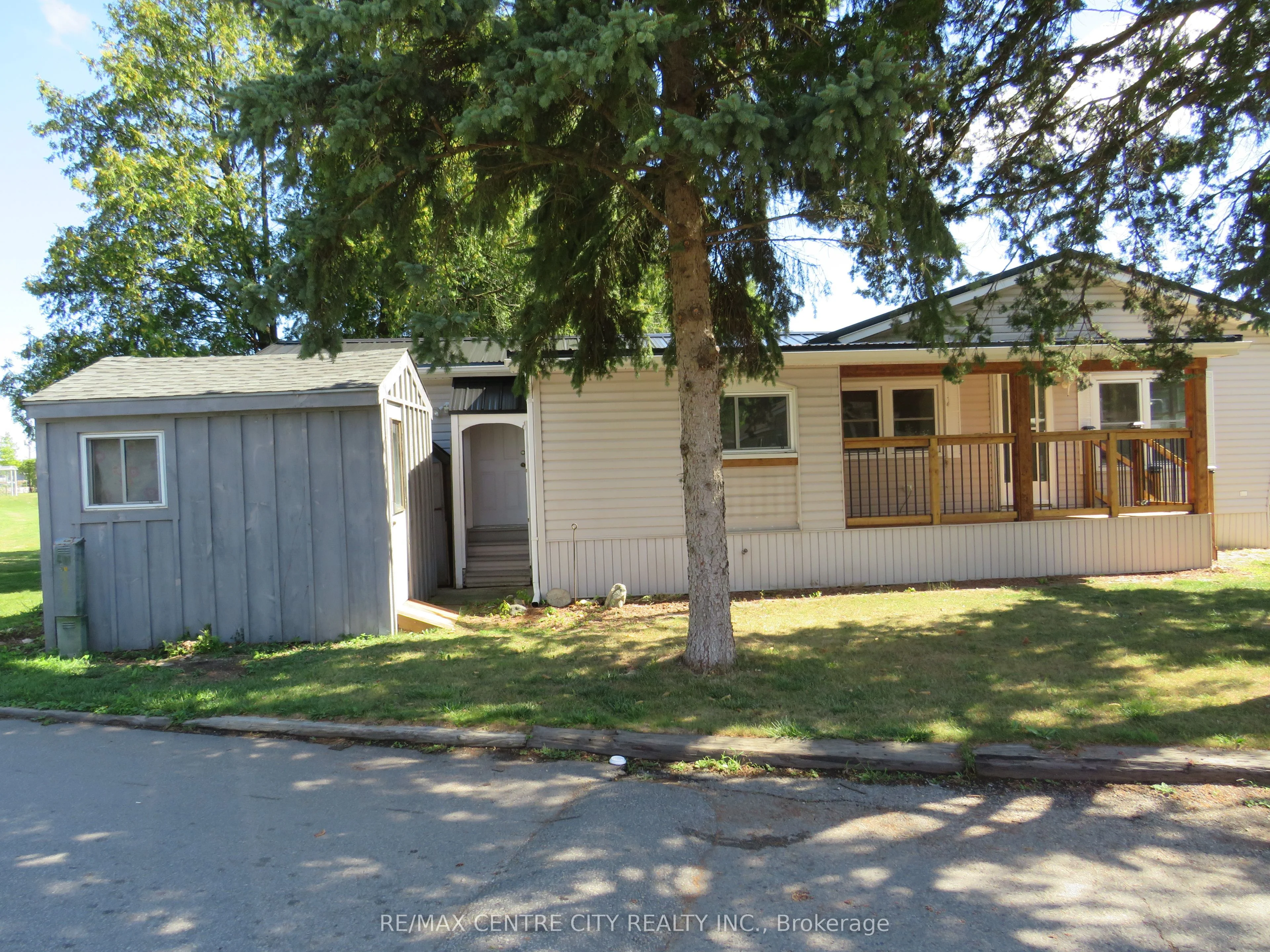 2189 Dundas Street E 120, London East, ON N5V 1H3