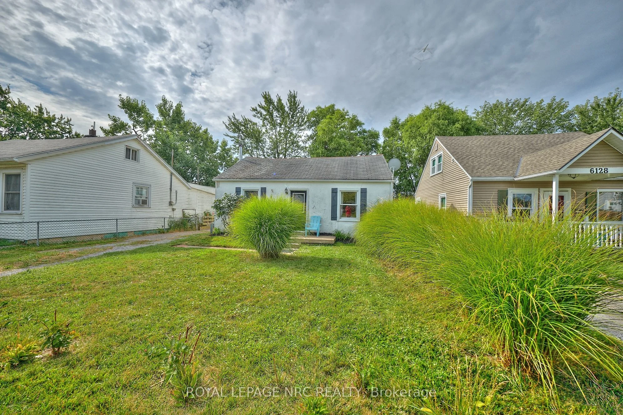 6120 Cadham Street, Niagara Falls, ON L2G 3A1