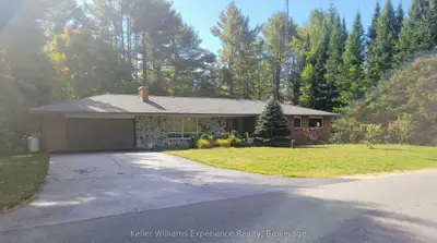 Detached in Bracebridge