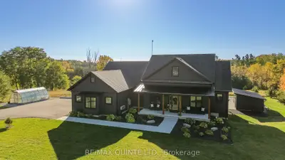 Detached in Quinte West