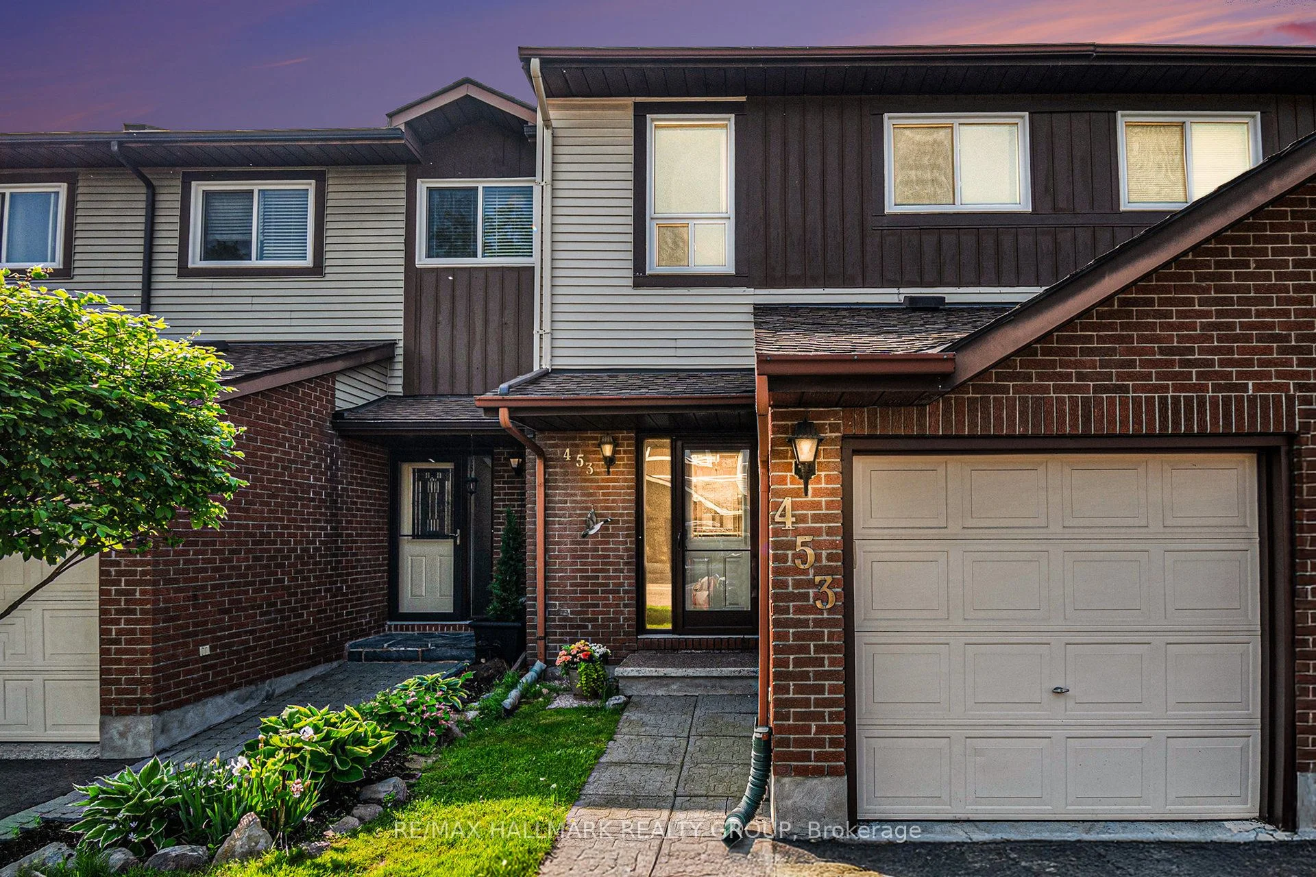 453 Sandhamn Private 67, Hunt Club - South Keys and Area, ON K1T 2Z3