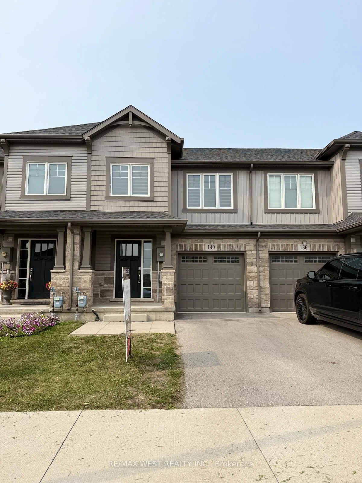 140 Monarch Street, Welland, ON L3C 0G6