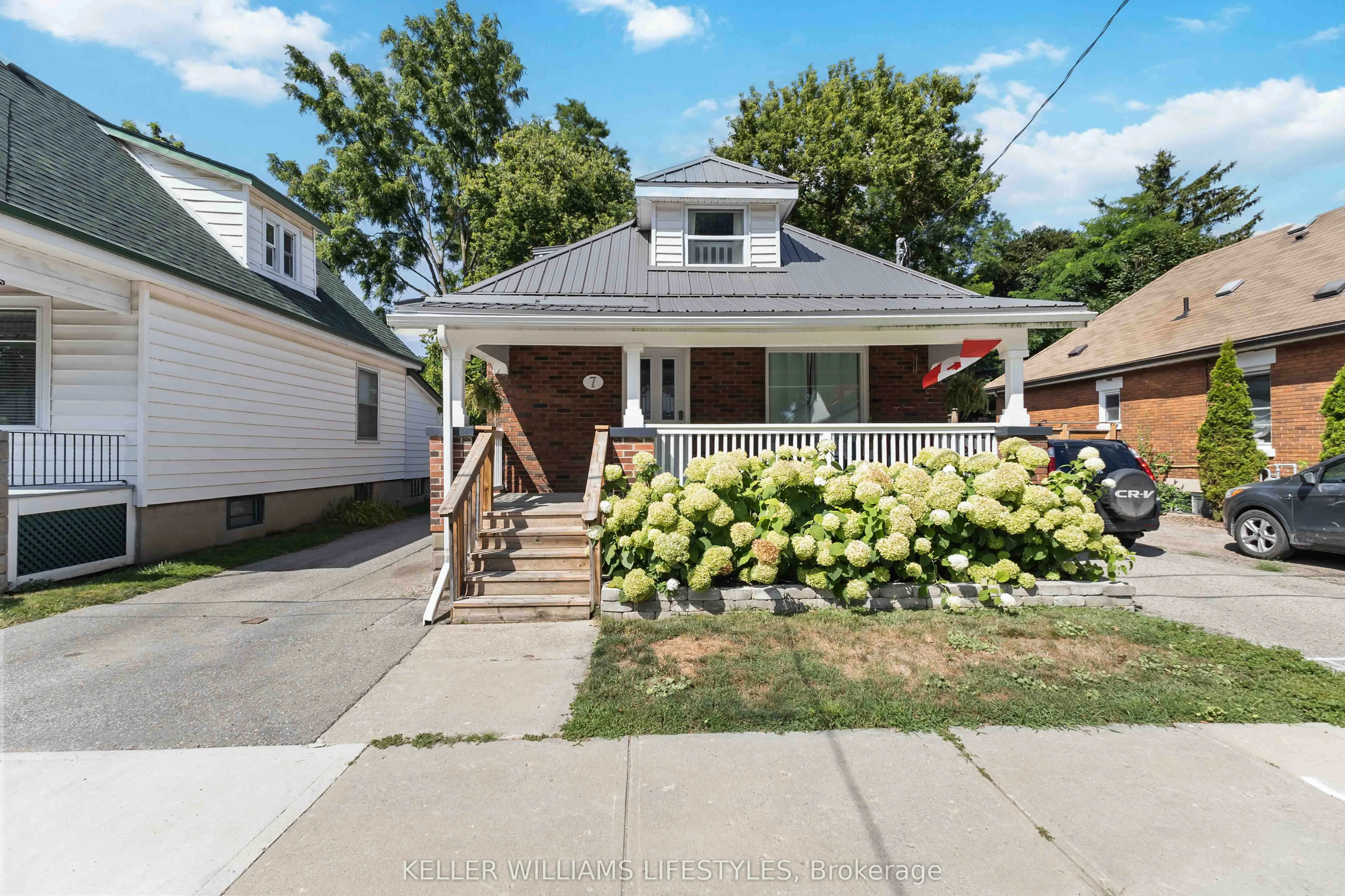 7 Cummings Avenue Lower, London North, ON N6H 1J6