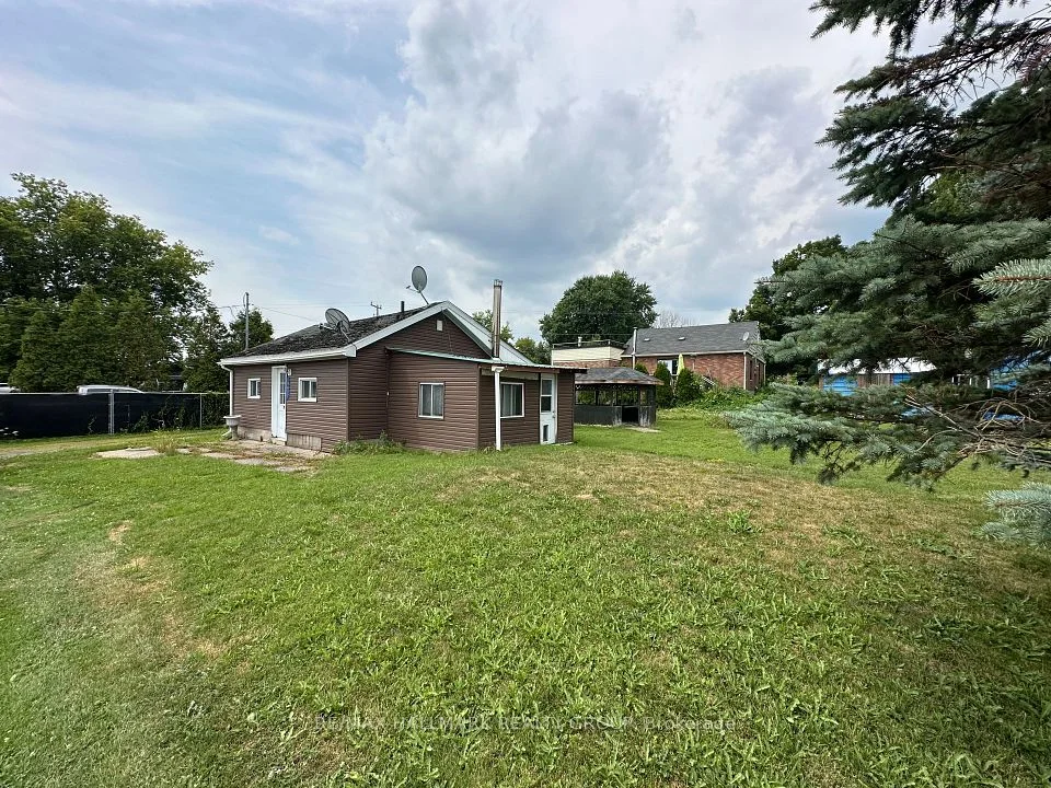 19407 Malibu Lane, South Glengarry, ON K0C 2E0