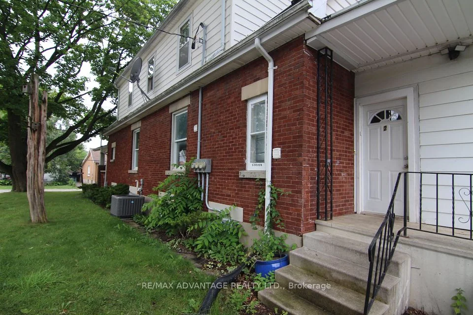 226 High Street 2, London South, ON N6C 4L1