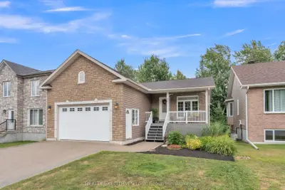 Detached in North Bay