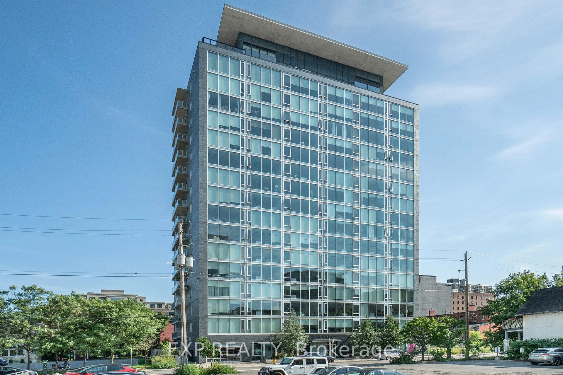 300 Lisgar Street 707, Ottawa Centre, ON K2P 0E2