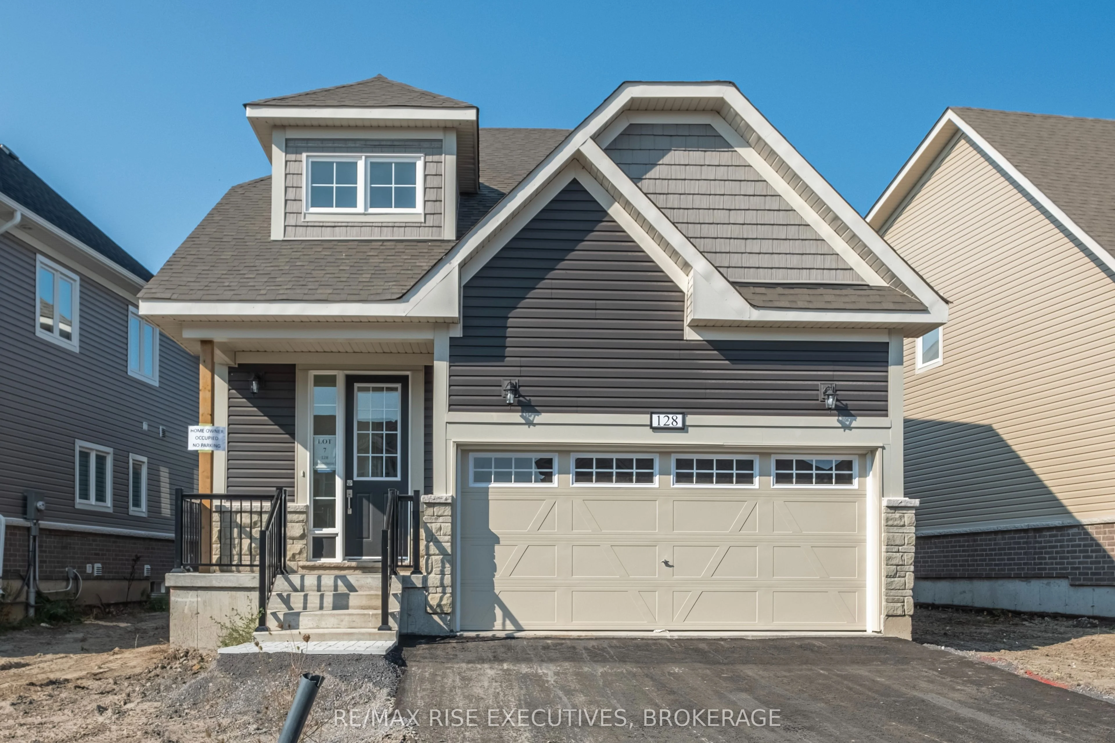 128 Gildersleeve Boulevard, Loyalist, ON K0H 1G0